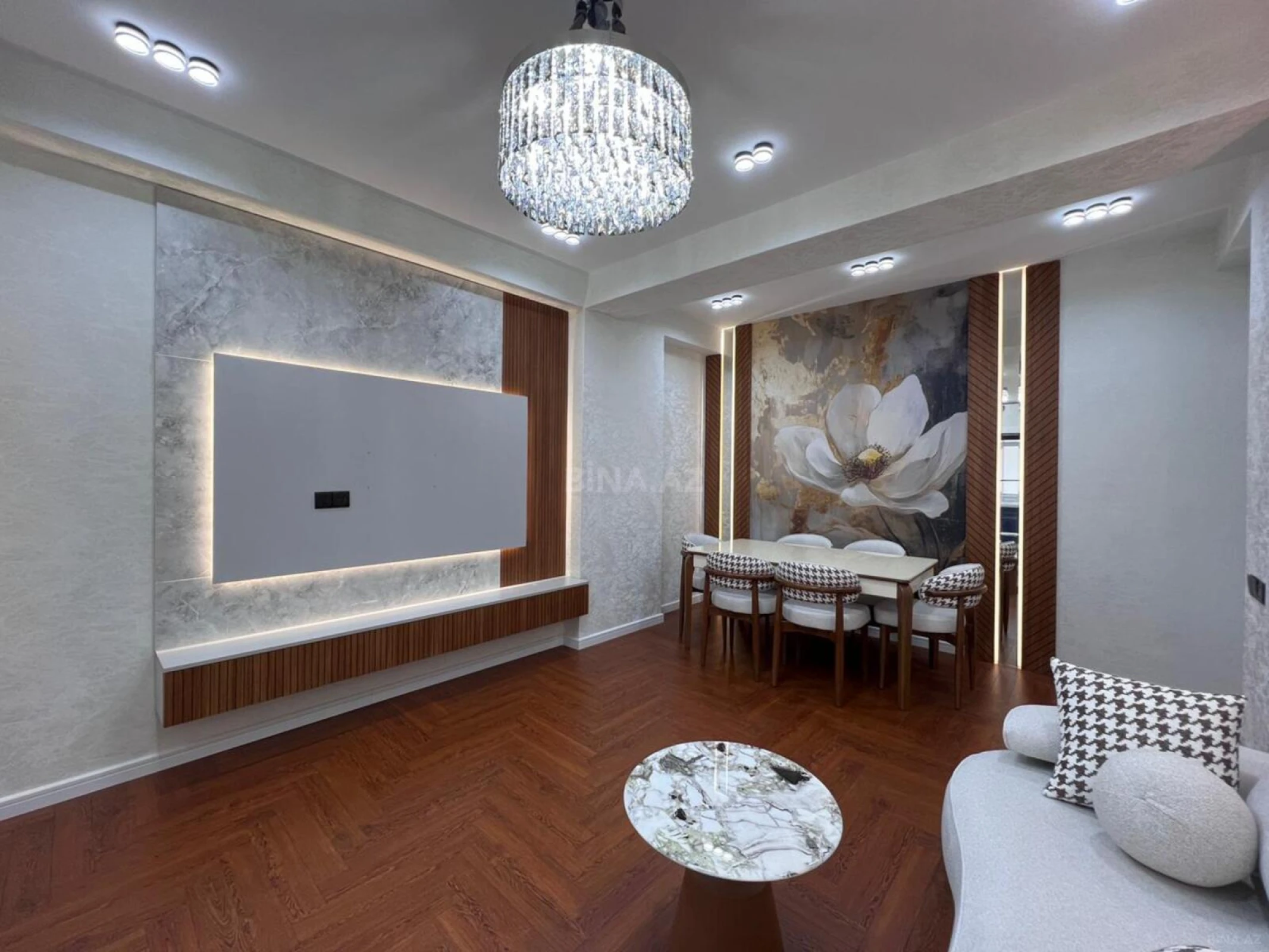 Satılır 3 otaqlı mənzil 96 m²