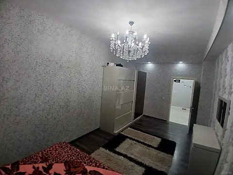 Kirayə verilir 3 otaqlı mənzil 150 m²