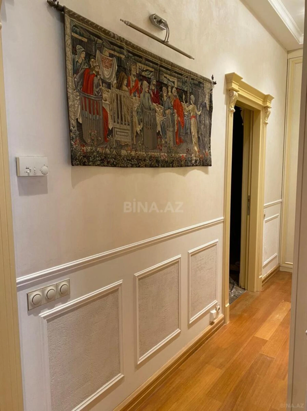 Kirayə verilir 3 otaqlı mənzil 200 m²