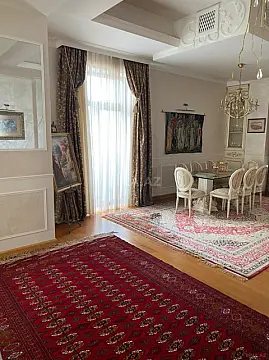 Kirayə verilir 3 otaqlı mənzil 200 m²