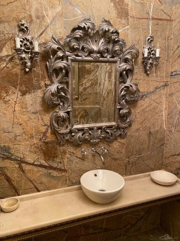 Kirayə verilir 3 otaqlı mənzil 200 m²