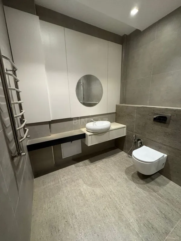 Kirayə verilir 3 otaqlı mənzil 160 m²