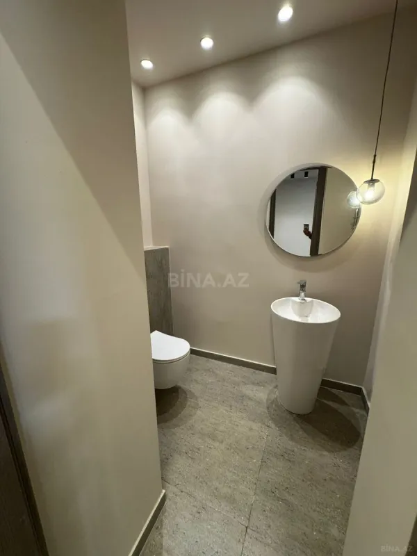 Kirayə verilir 3 otaqlı mənzil 160 m²