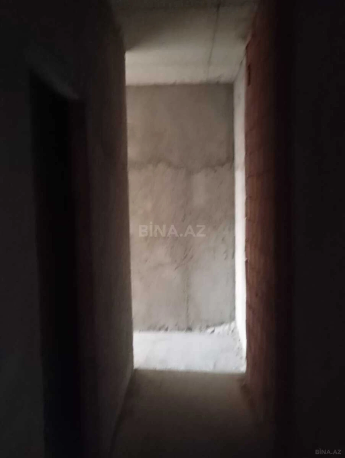 Satılır 2 otaqlı mənzil 67 m²