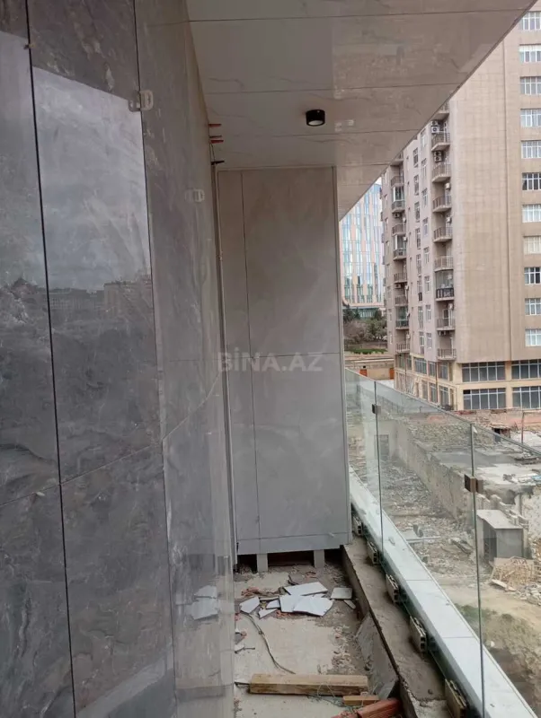 Satılır 2 otaqlı mənzil 67 m²