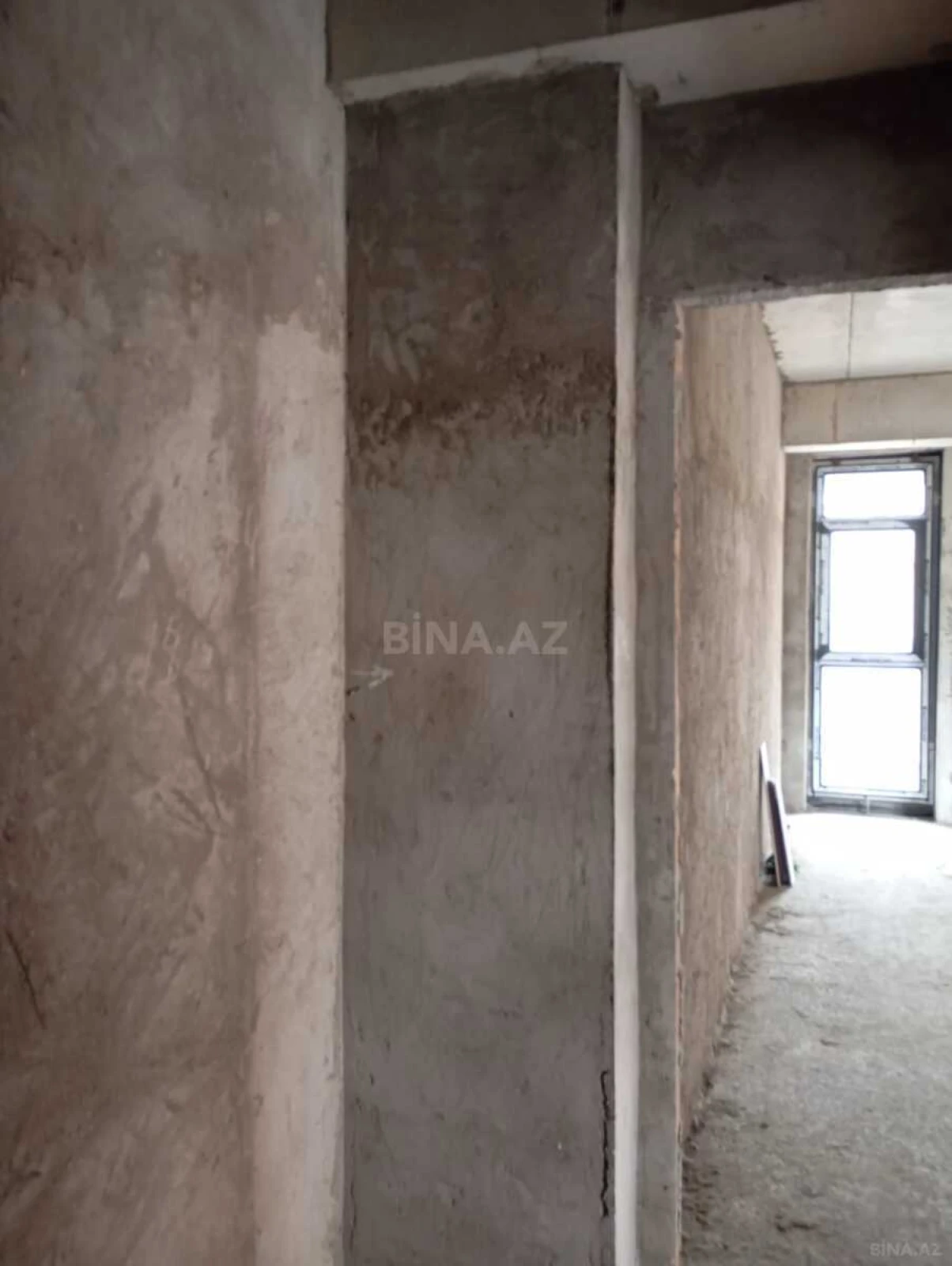 Satılır 2 otaqlı mənzil 67 m²