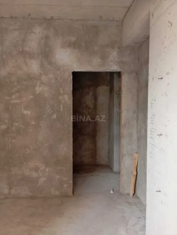 Satılır 2 otaqlı mənzil 67 m²