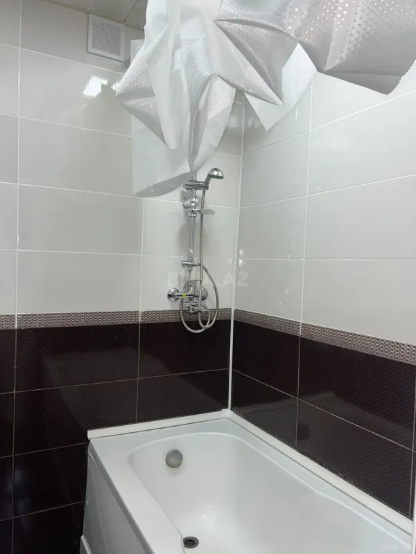 Satılır 3 otaqlı mənzil 65 m²