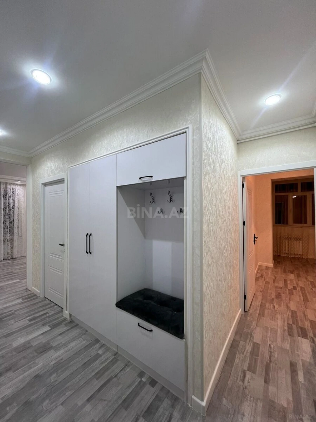 Satılır 3 otaqlı mənzil 65 m²