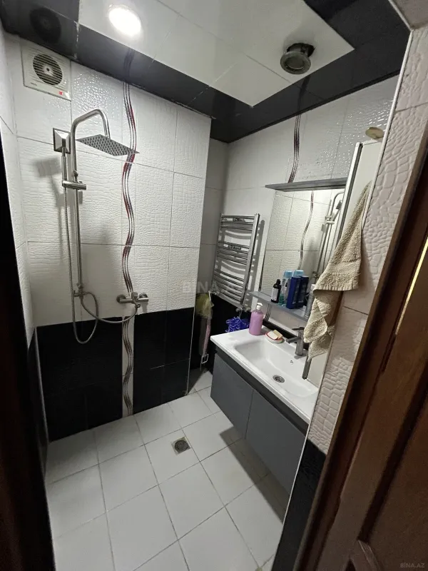 Satılır 3 otaqlı mənzil 62 m²