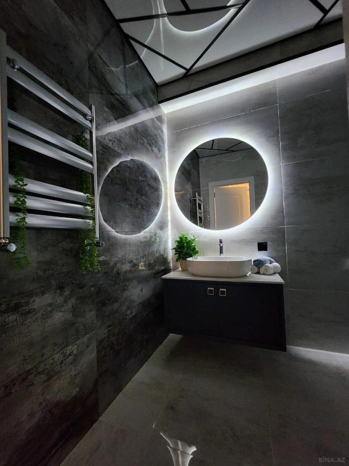 Satılır 3 otaqlı mənzil 115 m²