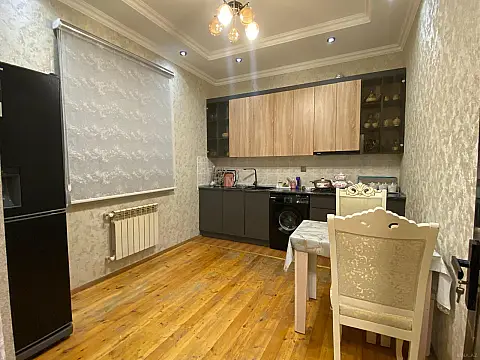 Satılır 3 otaqlı həyət evi 100 m²