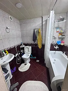 Satılır 2 otaqlı mənzil 67 m²