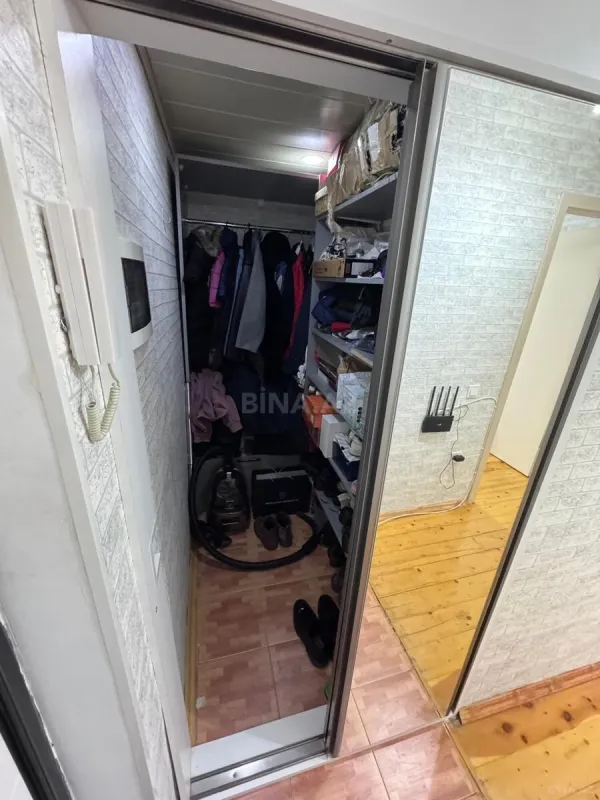 Satılır 2 otaqlı mənzil 67 m²