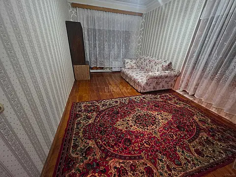 Kirayə verilir 3 otaqlı mənzil 88 m²