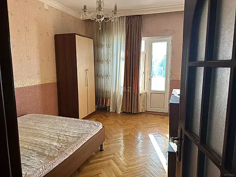 Kirayə verilir 3 otaqlı mənzil 85 m²