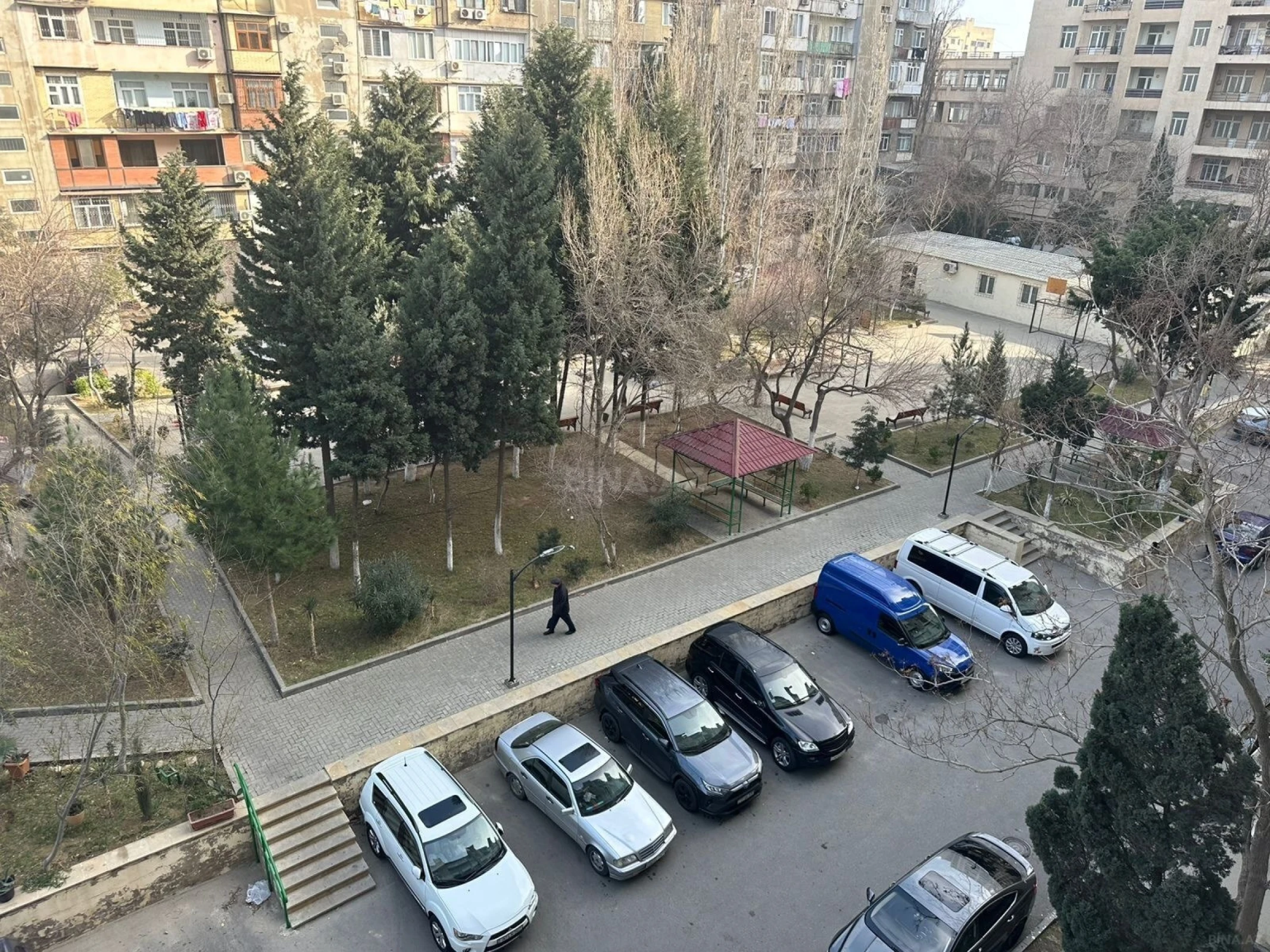 Kirayə verilir 3 otaqlı mənzil 85 m²