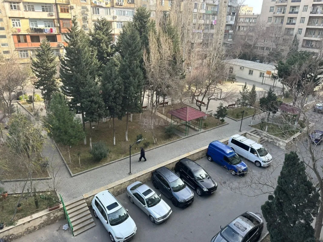 Kirayə verilir 3 otaqlı mənzil 85 m²