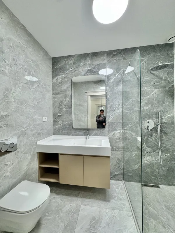 Satılır 3 otaqlı mənzil 127 m²