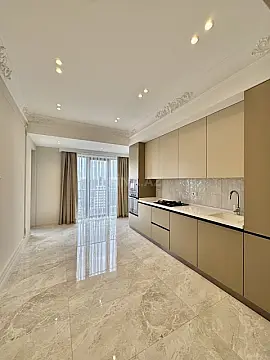 Satılır 3 otaqlı mənzil 127 m²