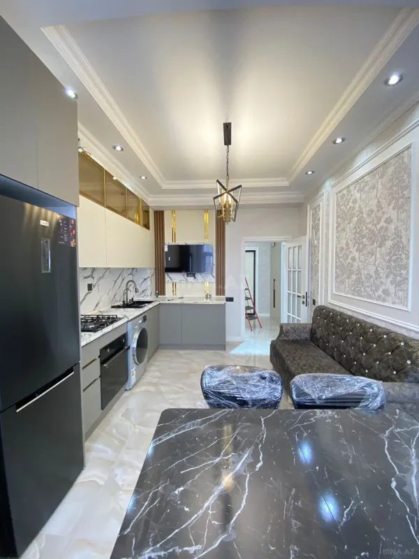 Kirayə verilir 2 otaqlı mənzil 85 m²