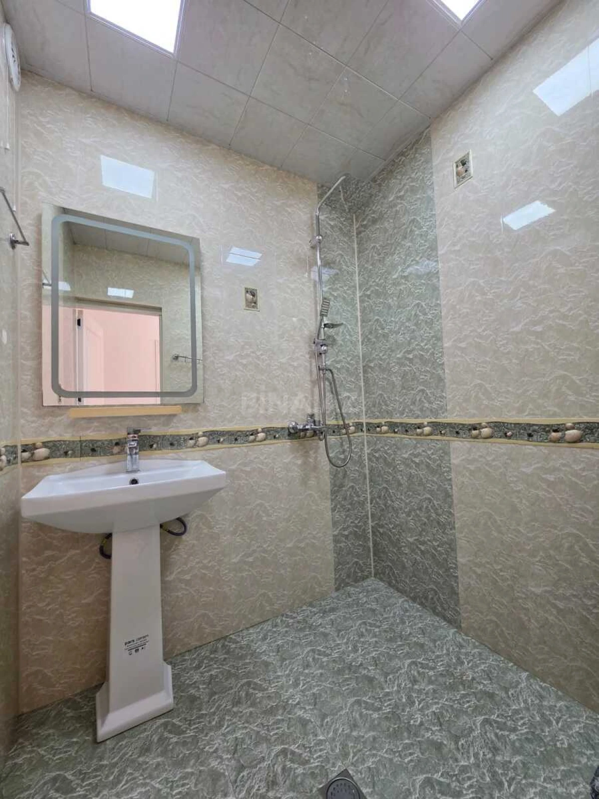 Satılır 3 otaqlı mənzil 65 m²