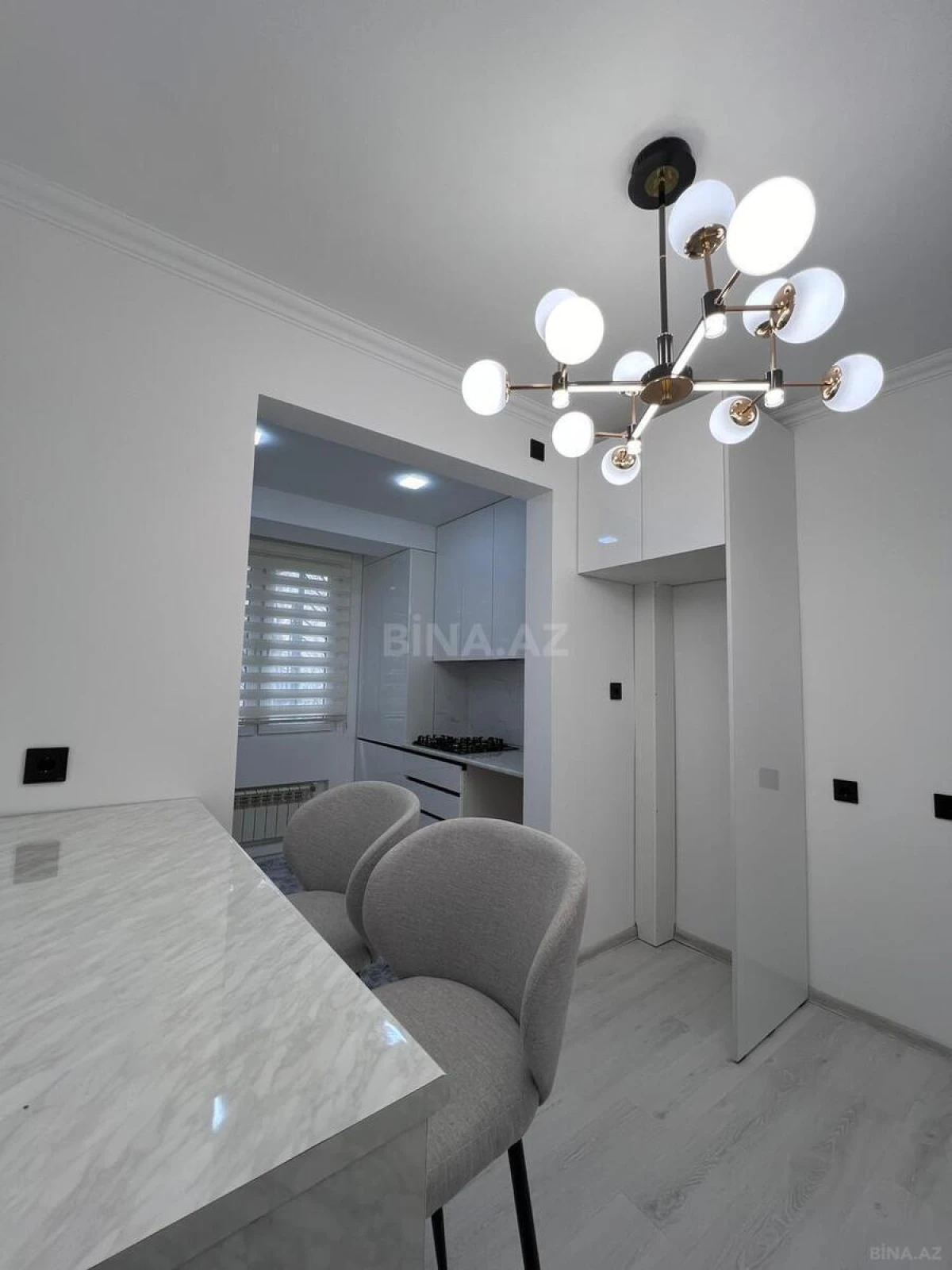 Satılır 2 otaqlı mənzil 65 m²