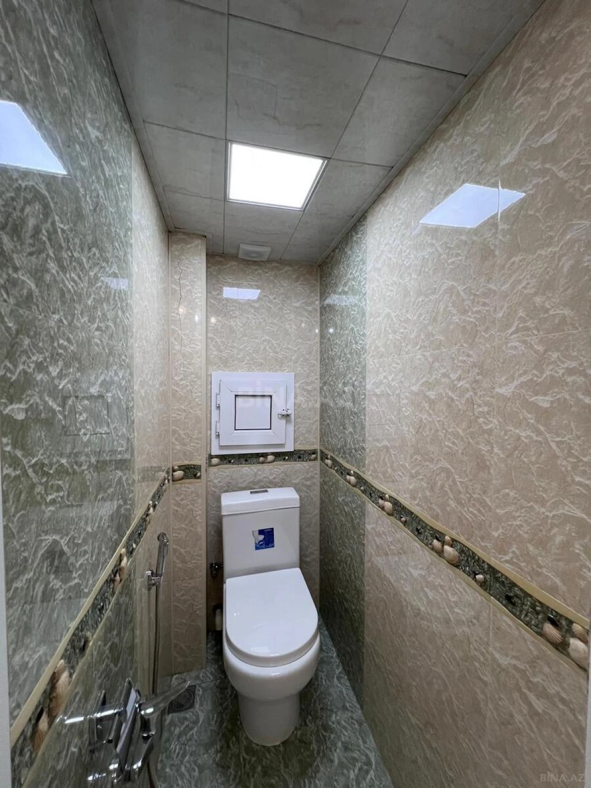 Satılır 2 otaqlı mənzil 65 m²