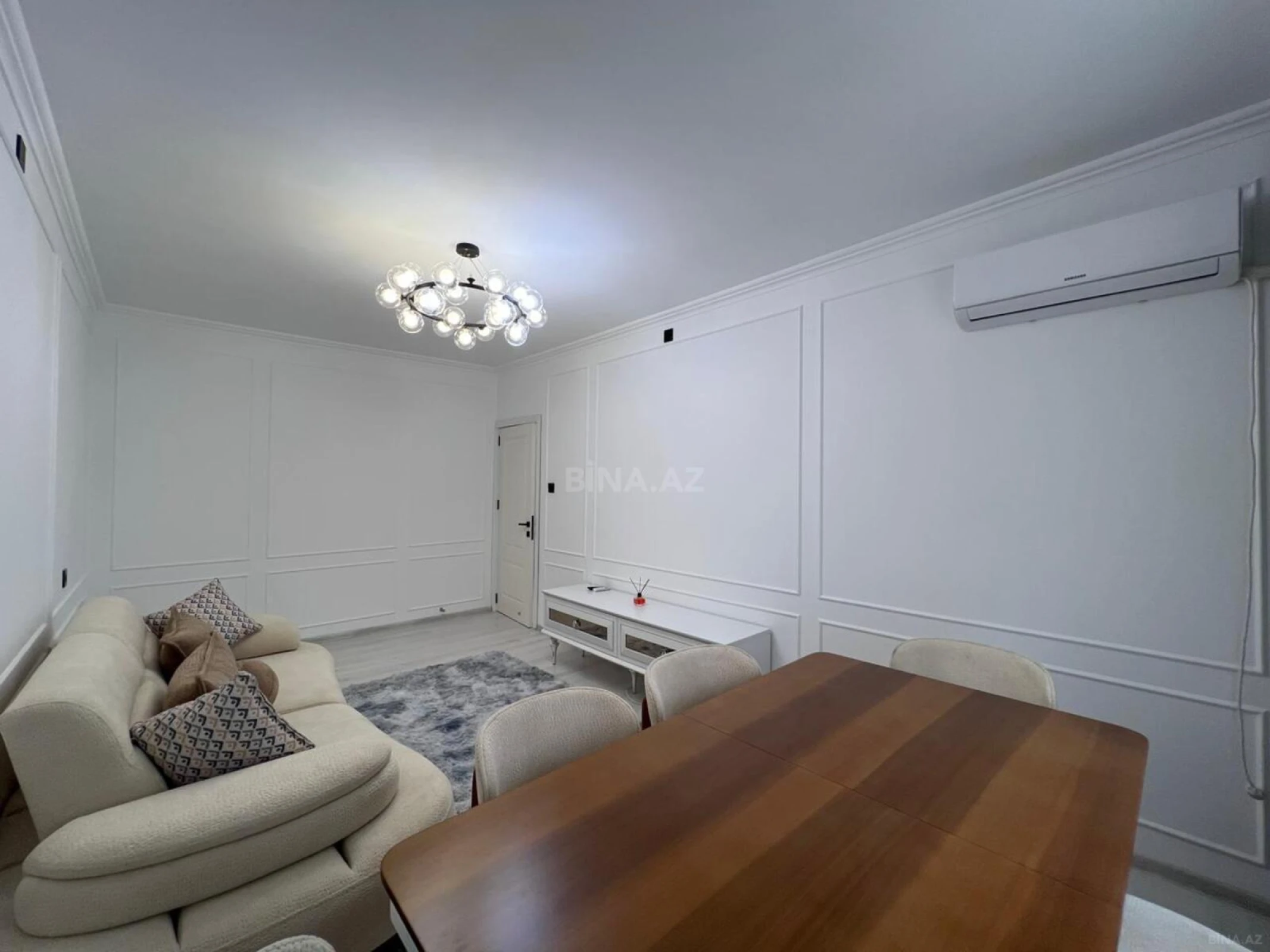 Satılır 2 otaqlı mənzil 65 m²