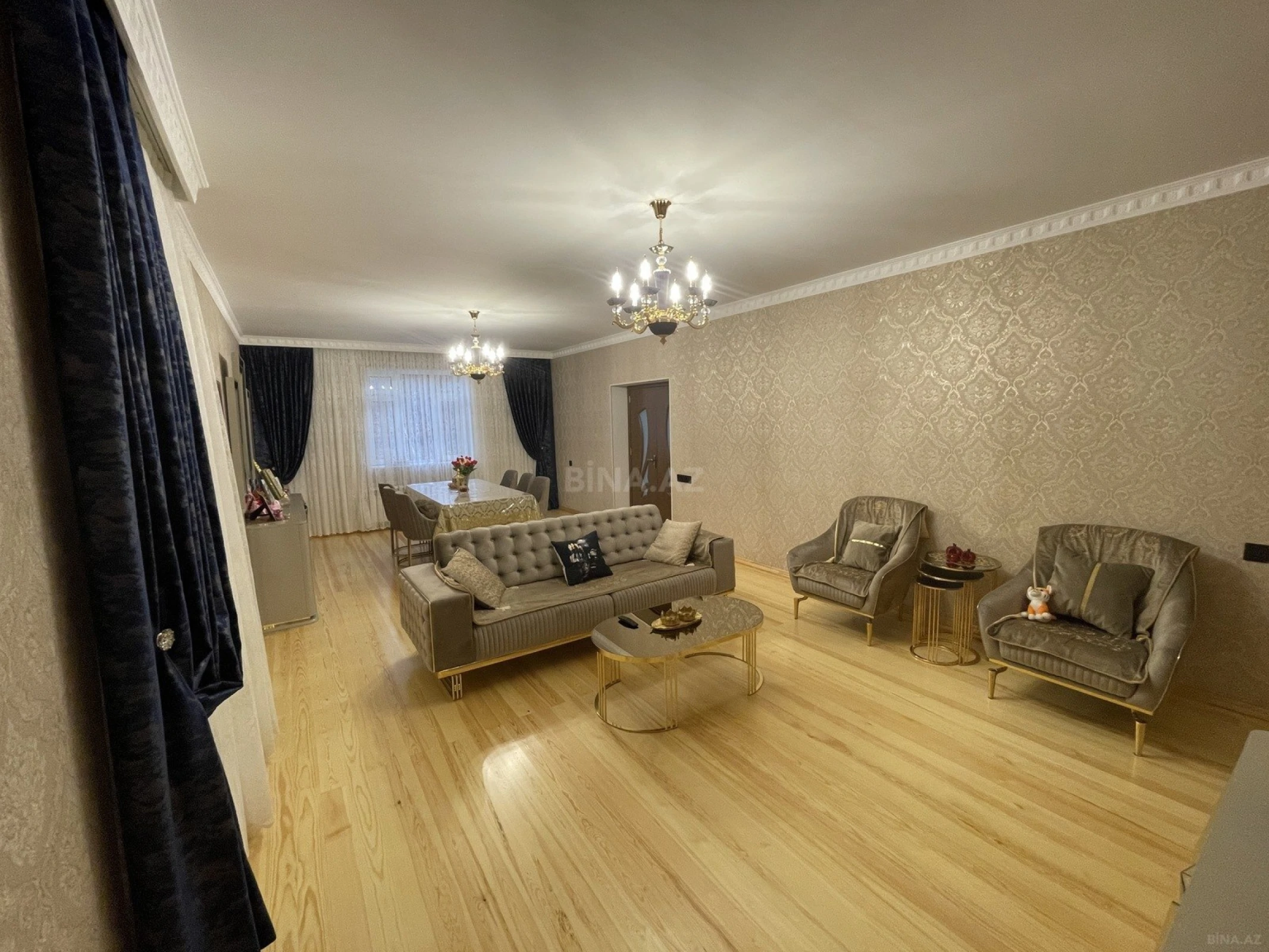 Satılır 5 otaqlı həyət evi 200 m²