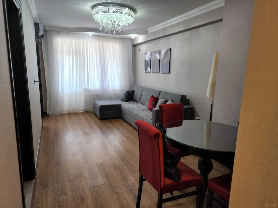 Kirayə verilir 3 otaqlı mənzil 90 m²