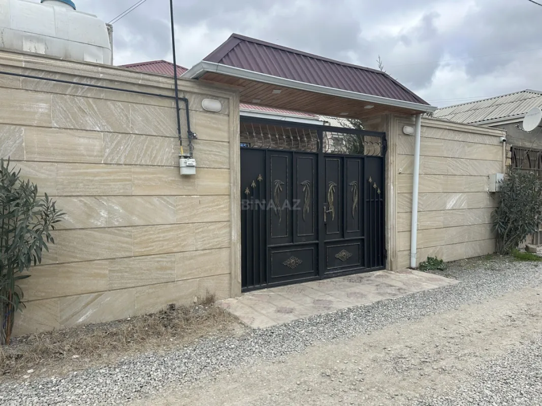Satılır 3 otaqlı həyət evi 100 m²