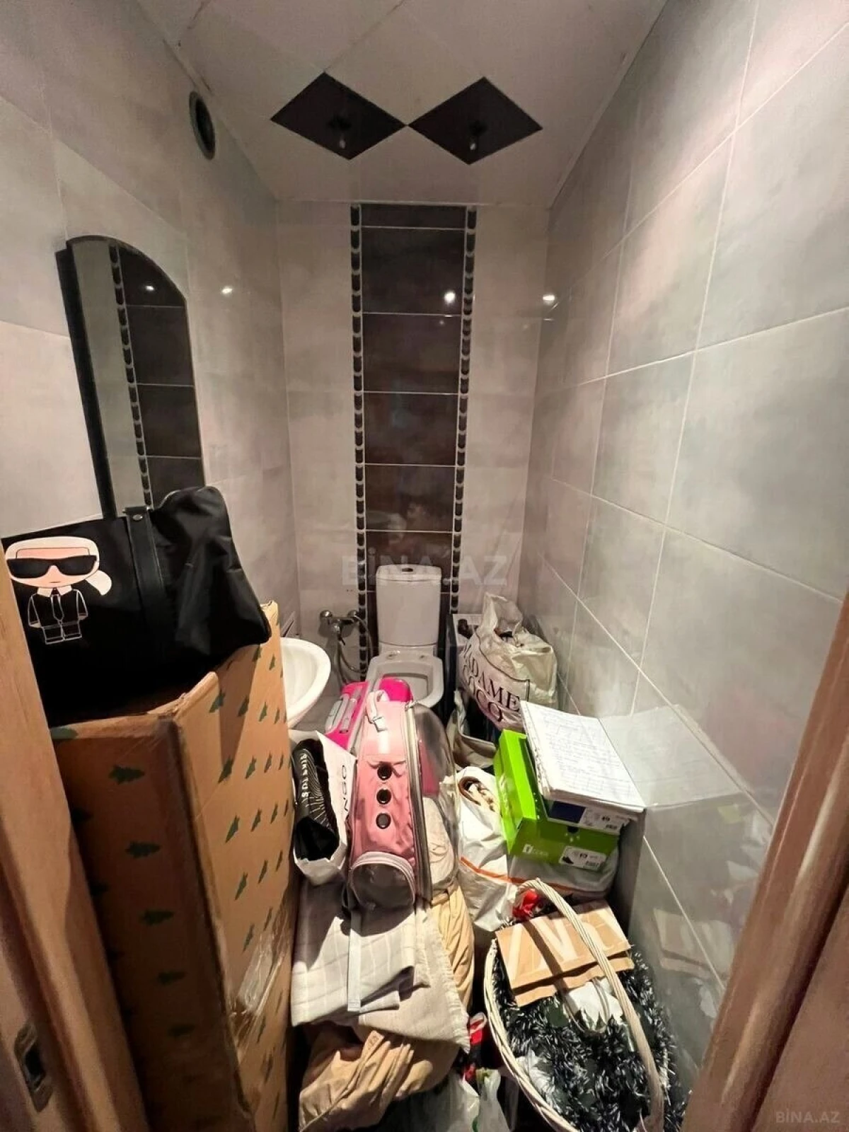 Satılır 2 otaqlı mənzil 108 m²