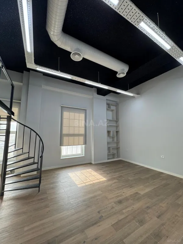 Satılır 1 otaqlı ofis 58 m²