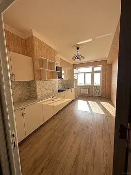 Satılır 2 otaqlı mənzil 98 m²