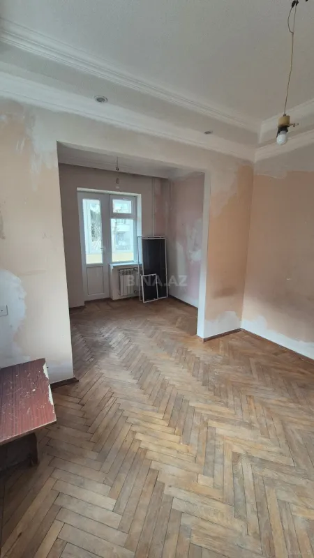 Satılır 1 otaqlı mənzil 35 m²