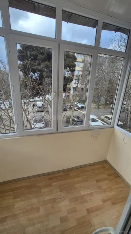 Satılır 1 otaqlı mənzil 35 m²