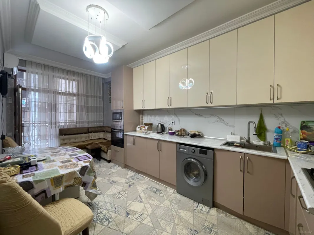 Satılır 3 otaqlı mənzil 77 m²