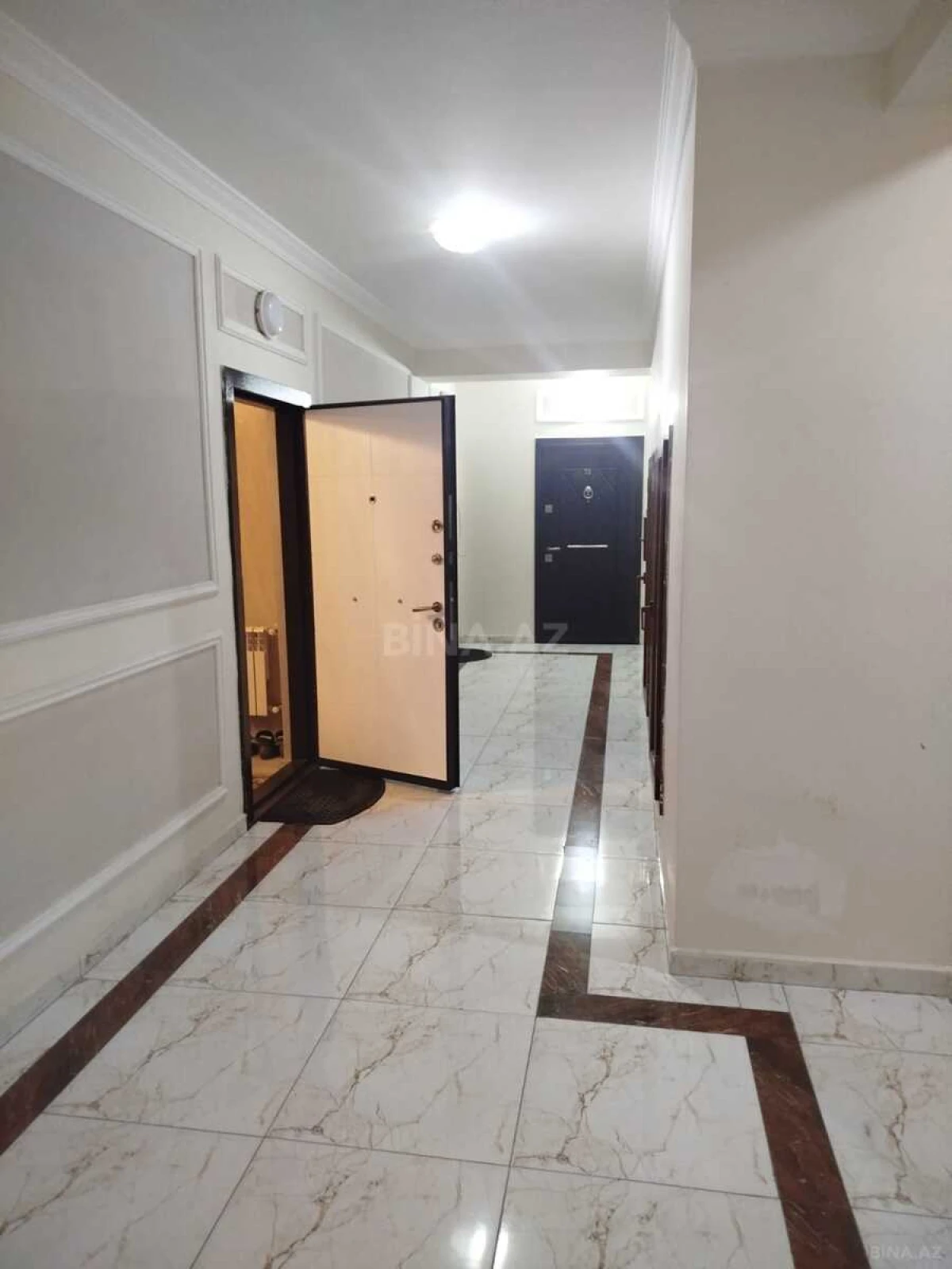 Satılır 3 otaqlı mənzil 77 m²
