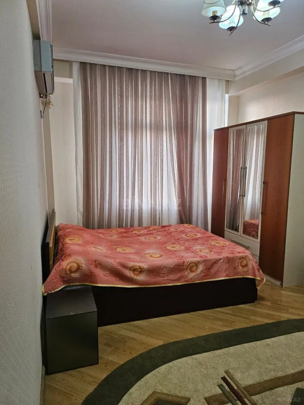 Satılır 1 otaqlı mənzil 53 m²