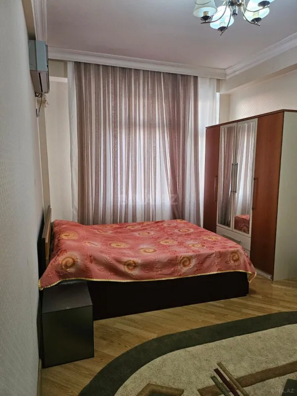 Satılır 1 otaqlı mənzil 53 m²