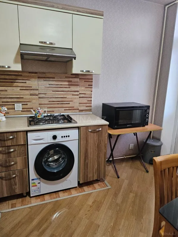 Satılır 1 otaqlı mənzil 53 m²