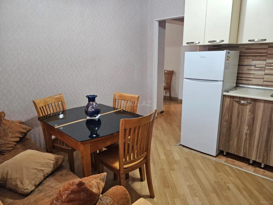 Satılır 1 otaqlı mənzil 53 m²