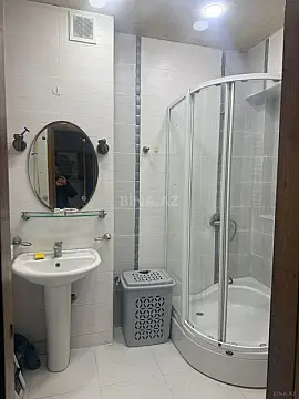 Kirayə verilir 3 otaqlı mənzil 145 m²