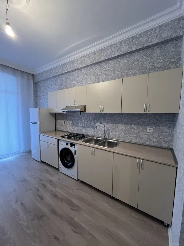 Kirayə verilir 2 otaqlı mənzil 100 m²