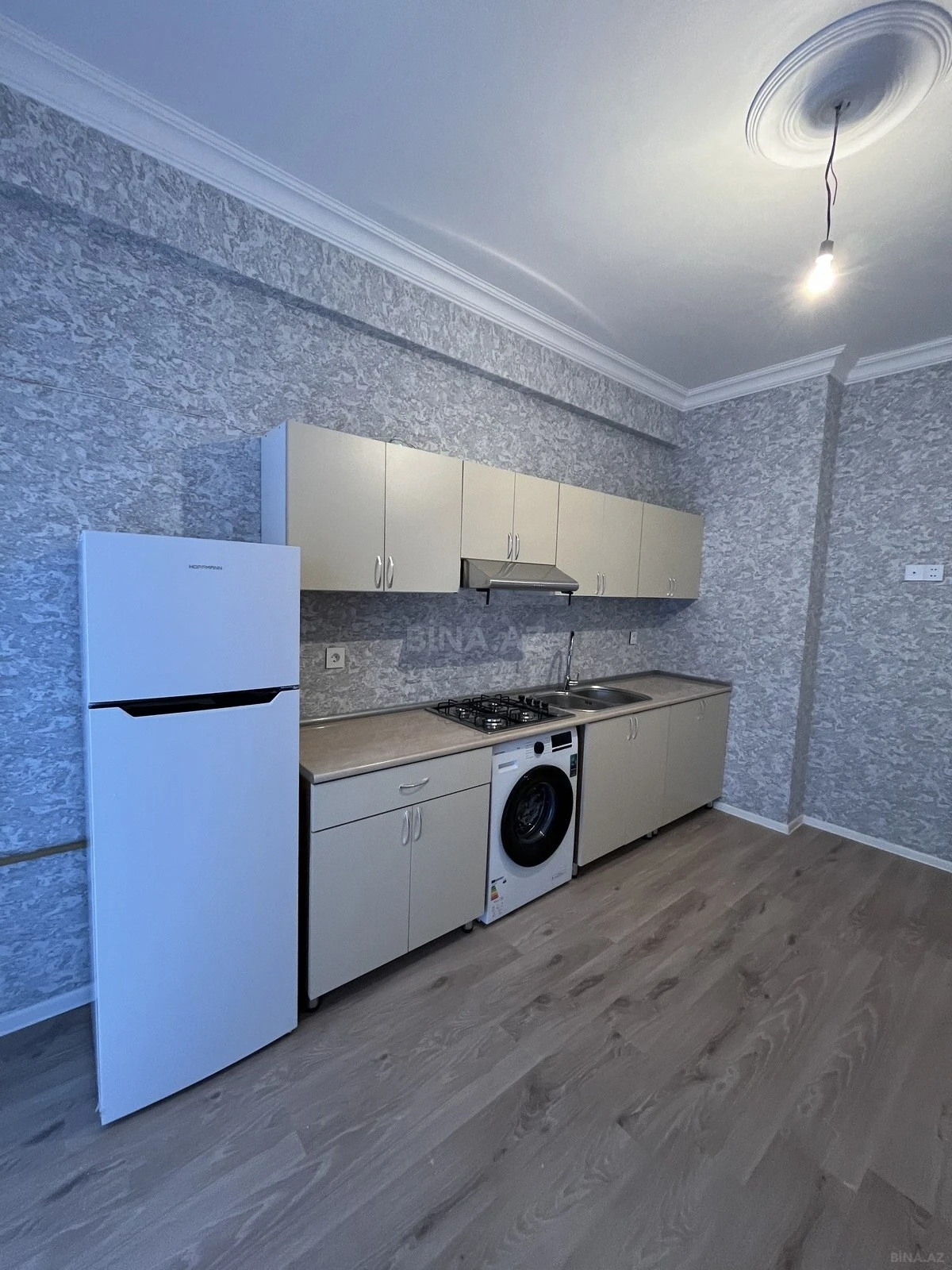 Kirayə verilir 2 otaqlı mənzil 100 m²