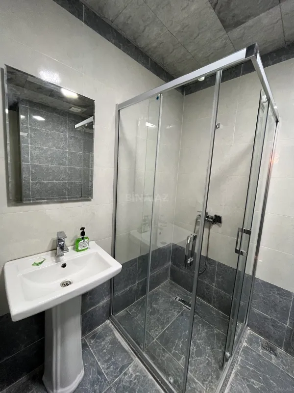 Kirayə verilir 2 otaqlı mənzil 100 m²