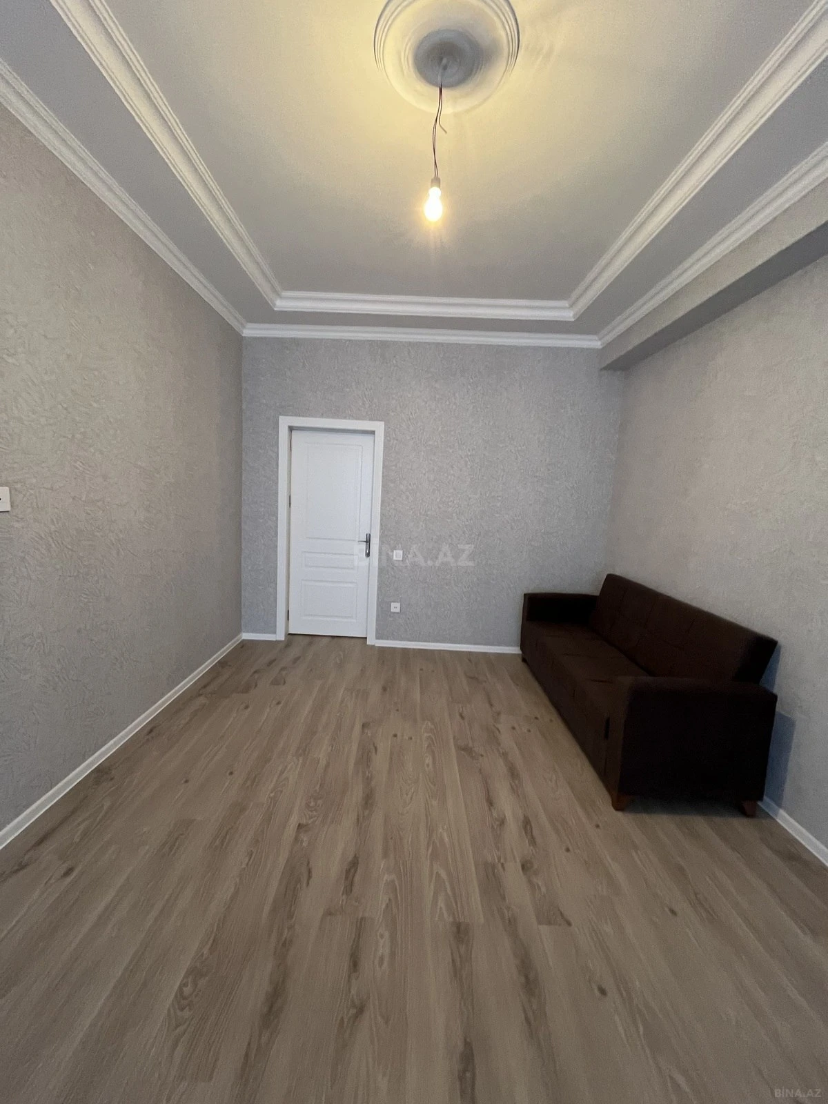 Kirayə verilir 2 otaqlı mənzil 100 m²