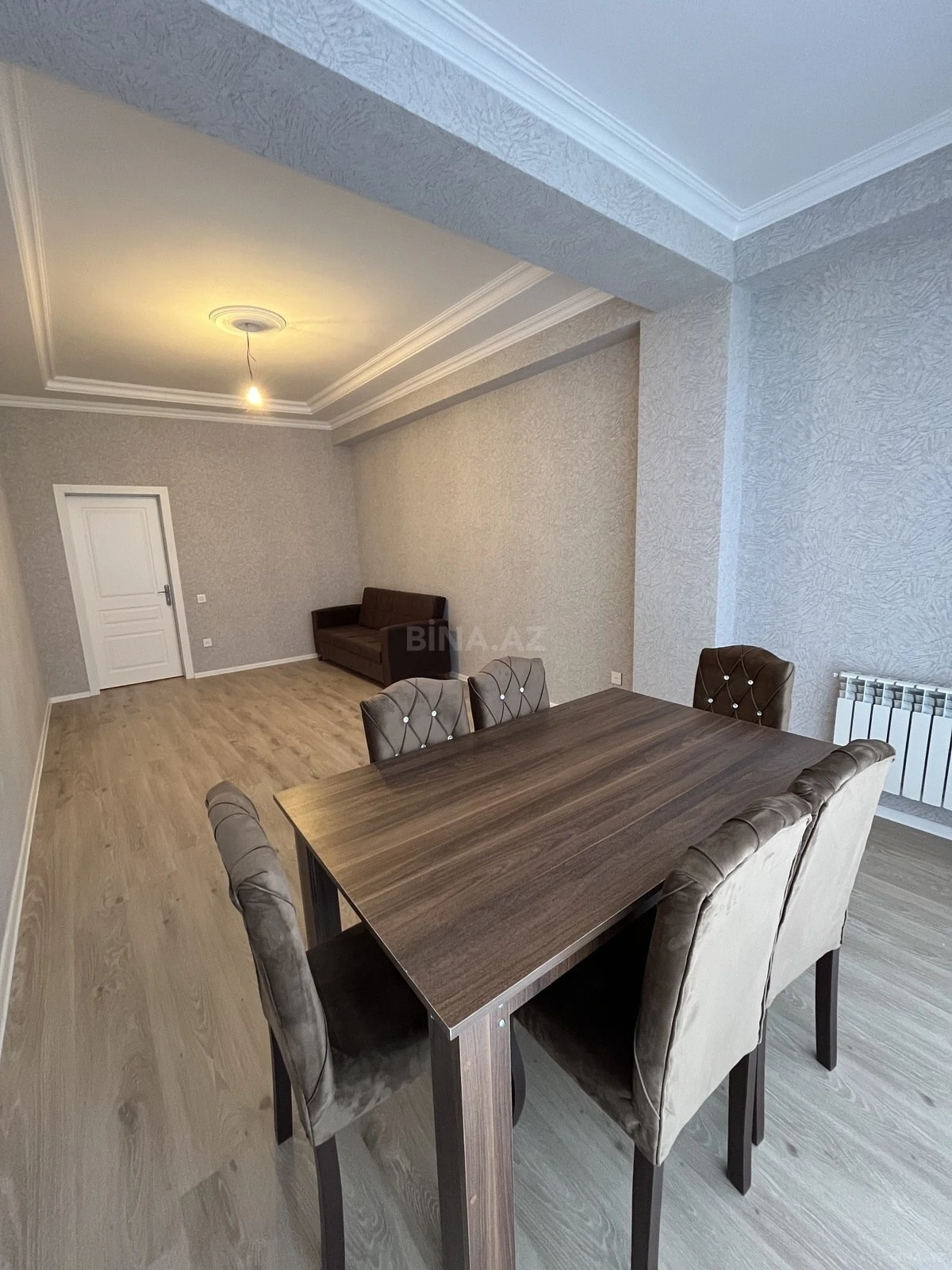 Kirayə verilir 2 otaqlı mənzil 100 m²
