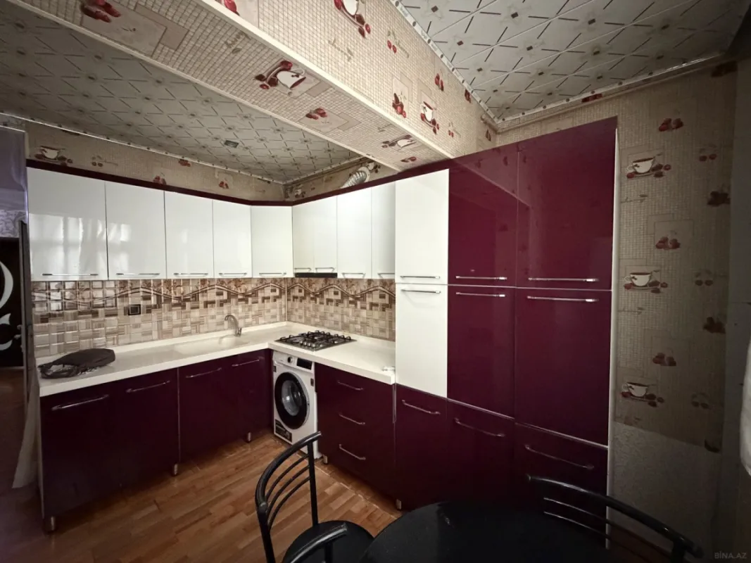 Kirayə verilir 3 otaqlı mənzil 85 m²